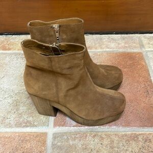 TopShop chunky platform bootie size 40